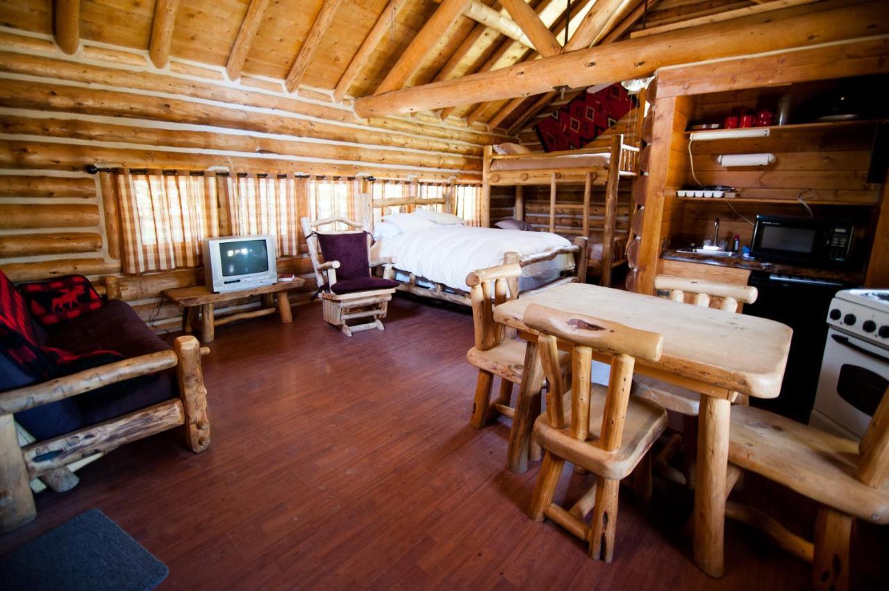 Centennial Snowy Mountain Lodge المظهر الخارجي الصورة