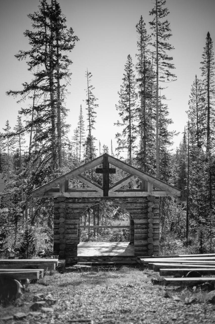 Centennial Snowy Mountain Lodge المظهر الخارجي الصورة