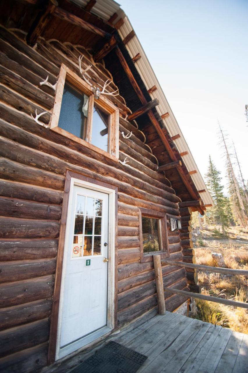Centennial Snowy Mountain Lodge المظهر الخارجي الصورة